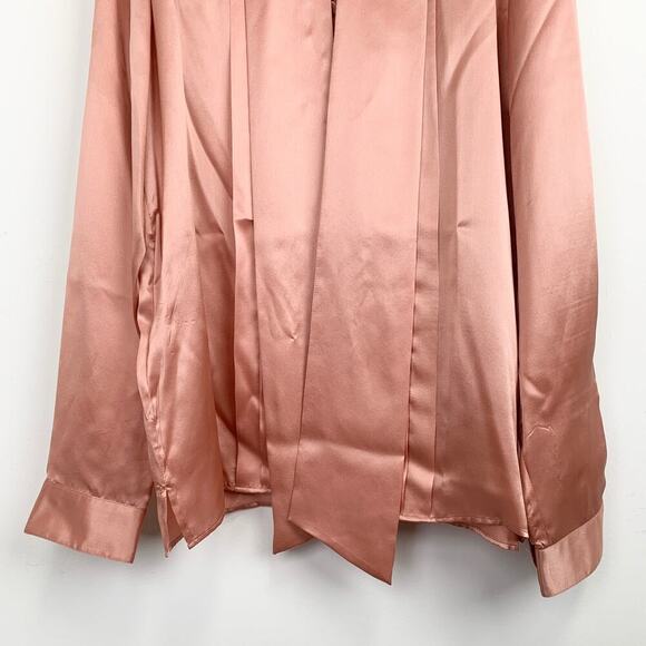 NWT Gucci Pink Satin Pussy Bow Blouse  Size 44 - Picture 7 of 15